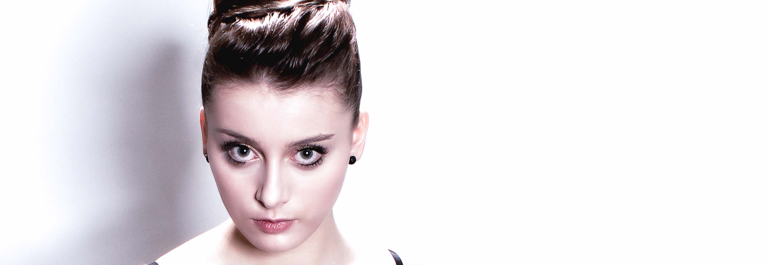 Lockerer Chignon über Ponytail – Updo