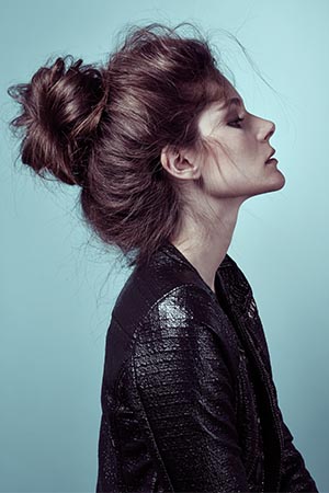 Locker gebundener Chignon aus Ponytail