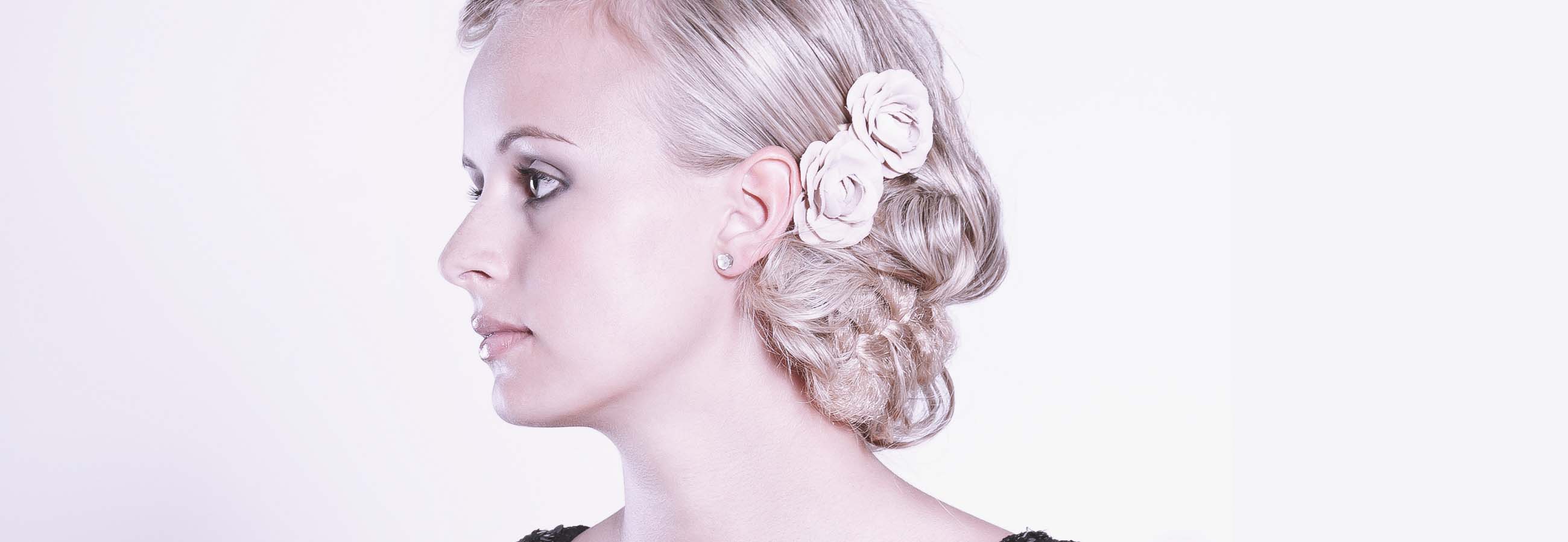 Loose Braid – Flechtfrisur über Duttkissen